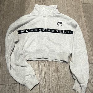 Nike Crop Half Zip